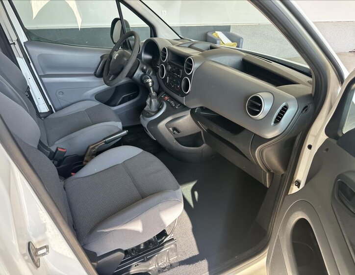 Peugeot Partner Pick-up 1,6 l 66 kw