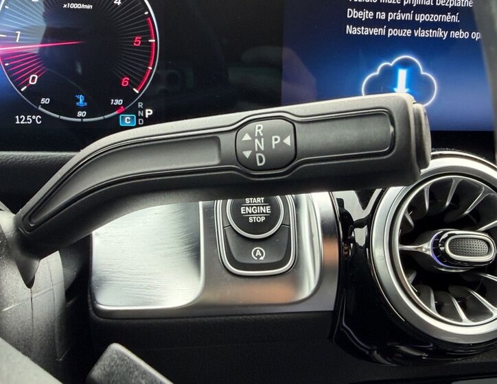 Mercedes-Benz GLB SUV / Terénní 2,0 l 110 kw