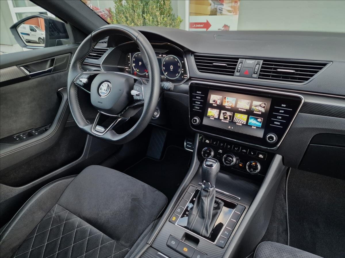 Škoda Superb Kombi 2,0 l 110 kw