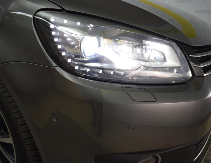 Volkswagen Touran MPV 2,0 l 103 kw