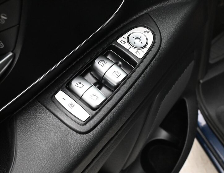 Mercedes-Benz Vito MPV 2,1 l 120 kw