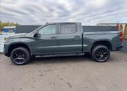 Chevrolet Silverado 9