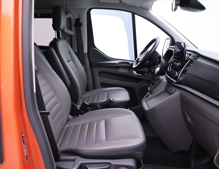 Ford Tourneo Custom Kombi 2,0 l 125 kw