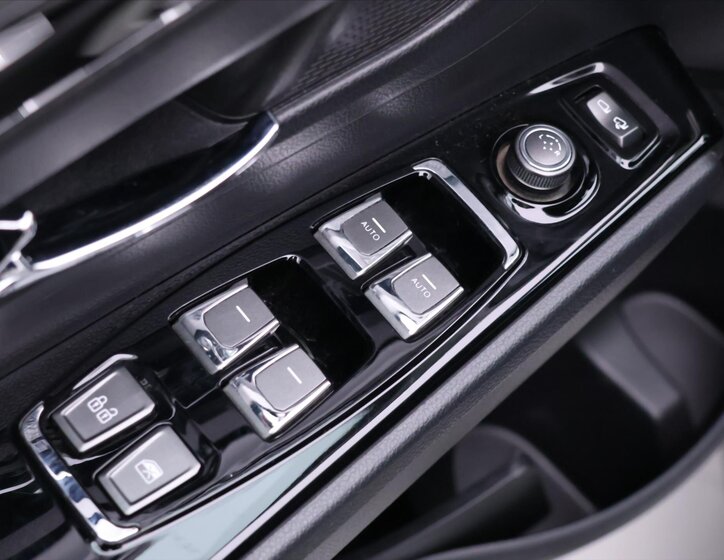 SsangYong Korando SUV / Terénní 1,5 l 120 kw