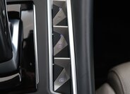 DS Automobiles DS9 Sedan / Limuzína 1,6 l 147 kw