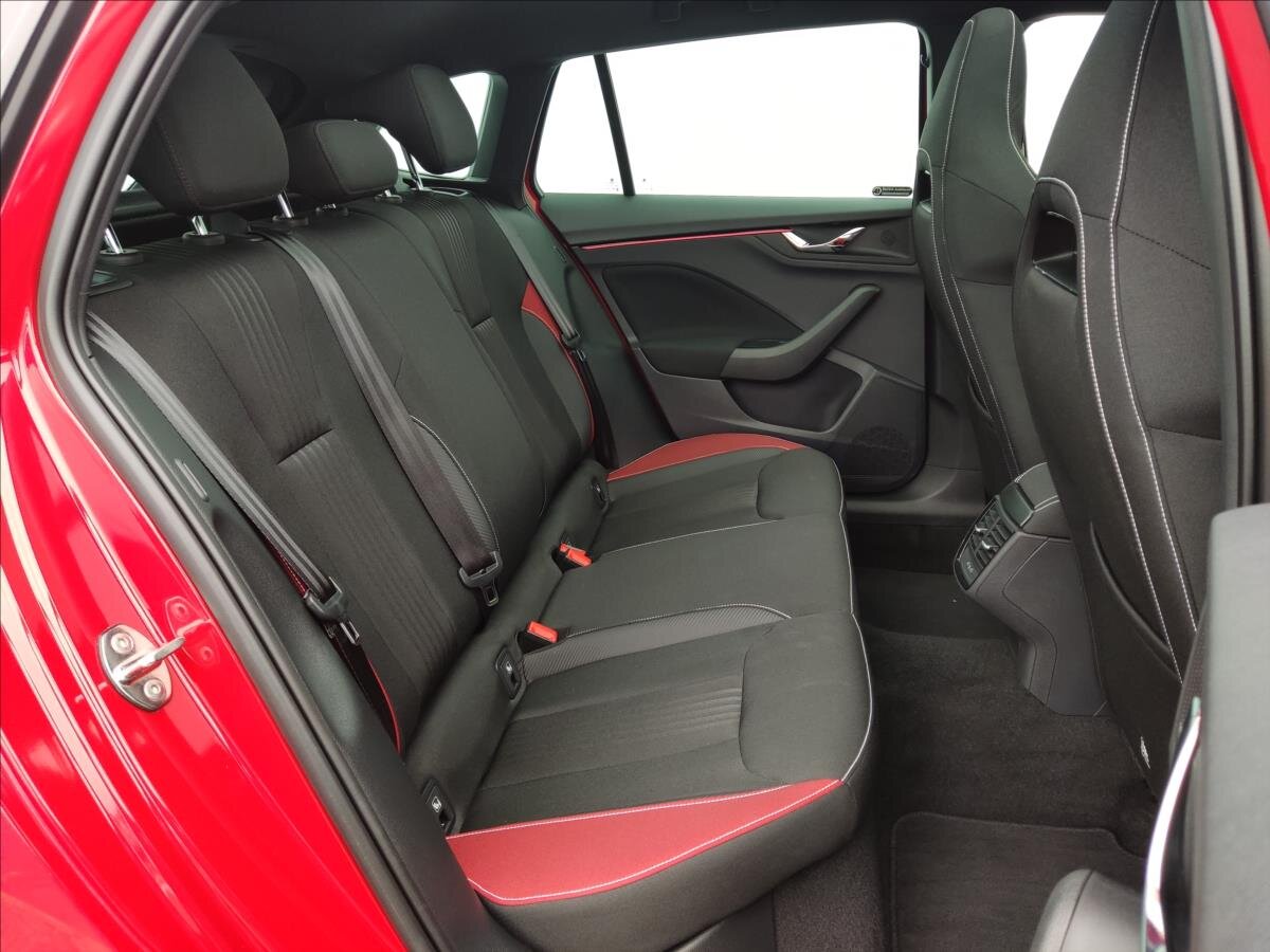 Škoda Scala Hatchback 1,5 l 110 kw