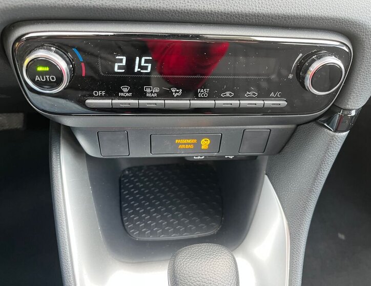Toyota Yaris Hatchback 1,5 l 68 kw