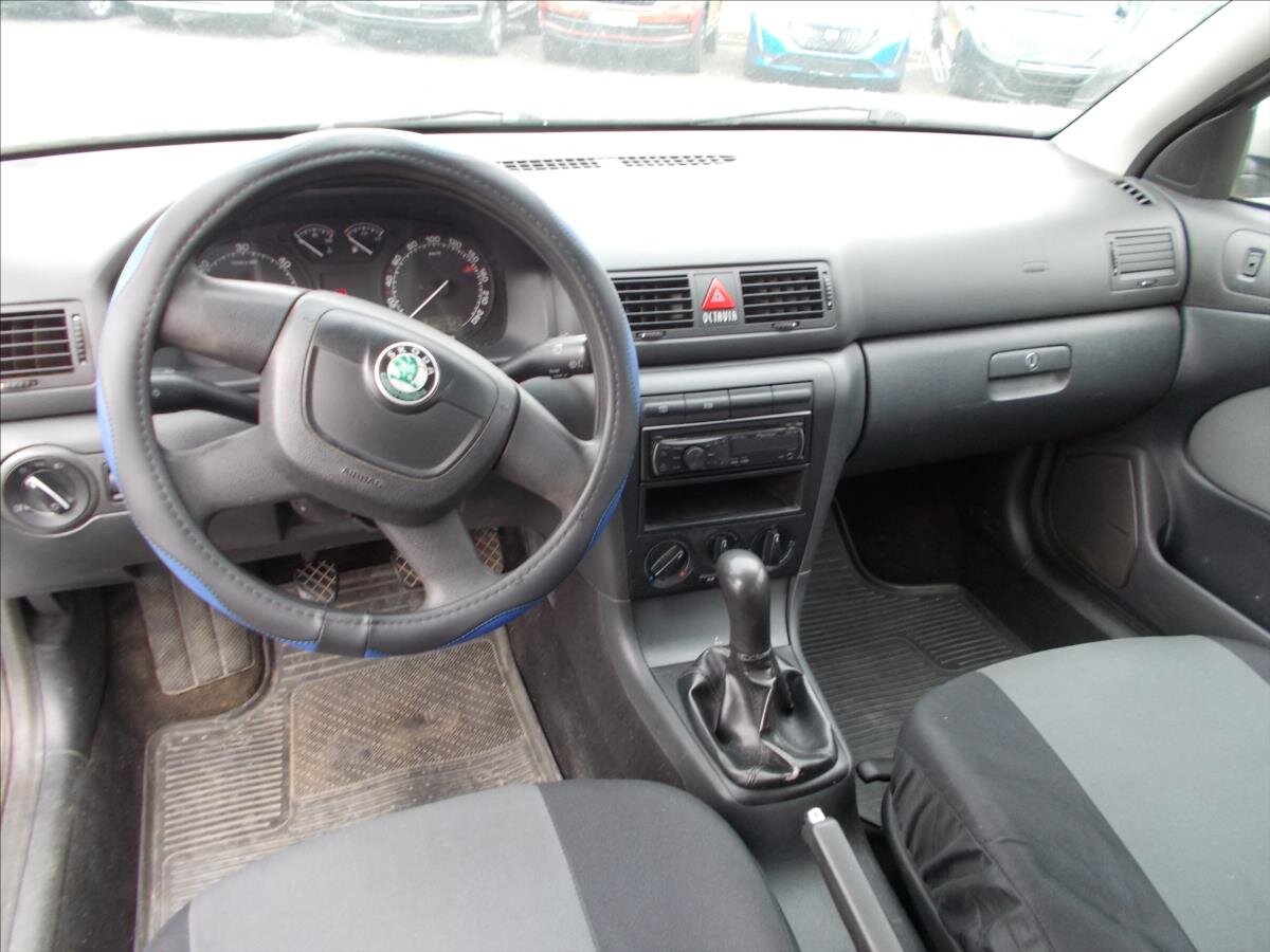 Škoda Octavia Sedan / Limuzína 1,9 l 74 kw