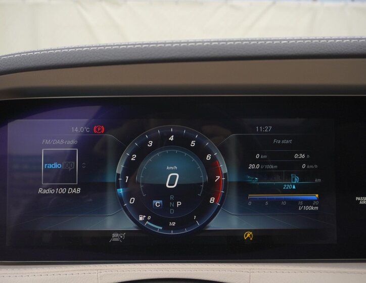 Mercedes-Benz Třídy S 44