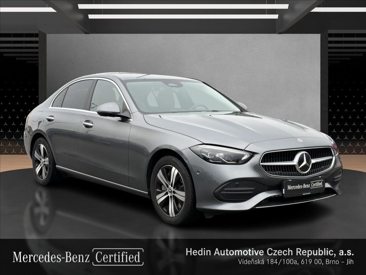 Mercedes-Benz Třídy C Sedan / Limuzína 2,0 l 145 kw