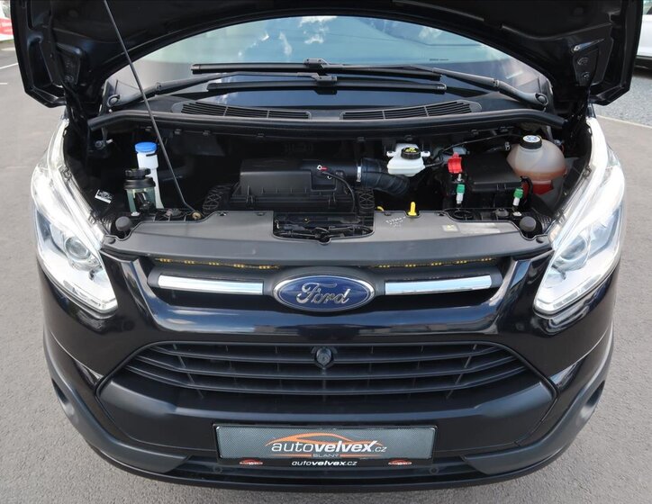 Ford Tourneo Custom MPV 2,2 l 114 kw