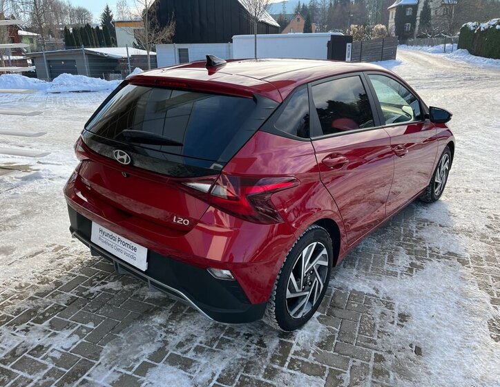 Hyundai i20 6