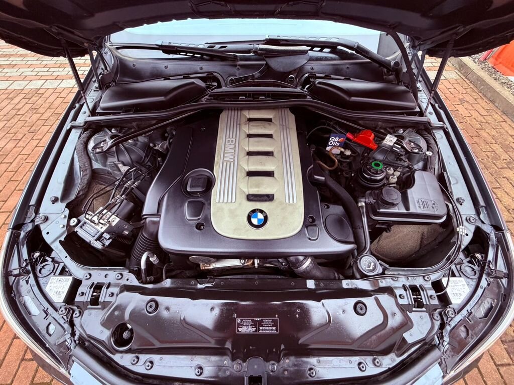 BMW Řada 5 Sedan 3,0 l 145 kw