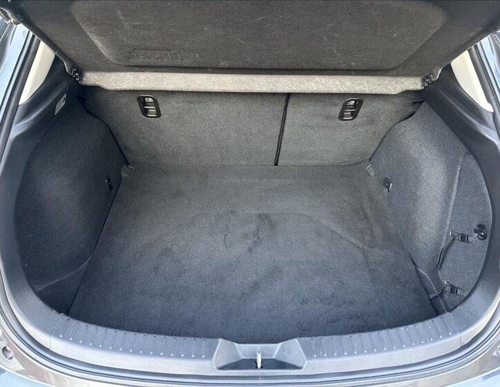 Mazda 3 Hatchback 2,0 l 88 kw