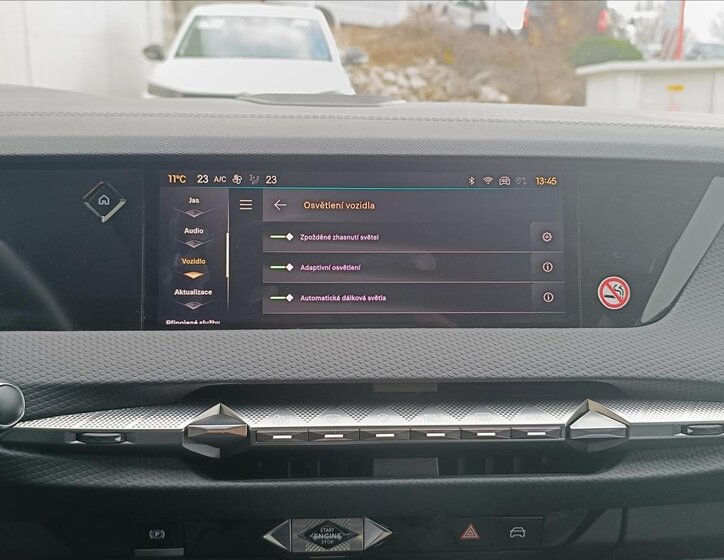 DS Automobiles DS4 Hatchback 1,6 l 133 kw