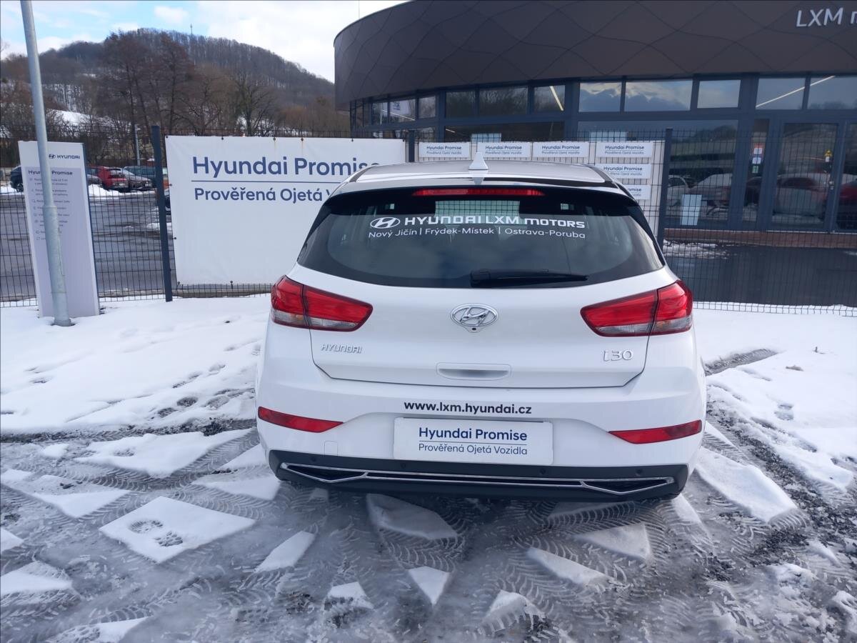 Hyundai i30 Hatchback 998,0 88 kw