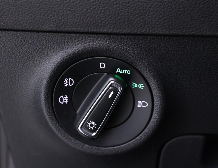 Škoda Karoq SUV 2,0 l 110 kw