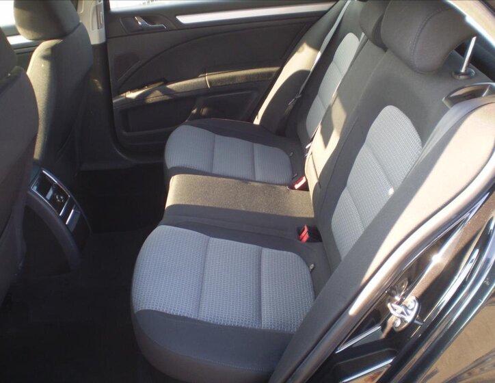 Škoda Superb Sedan 1,6 l 77 kw