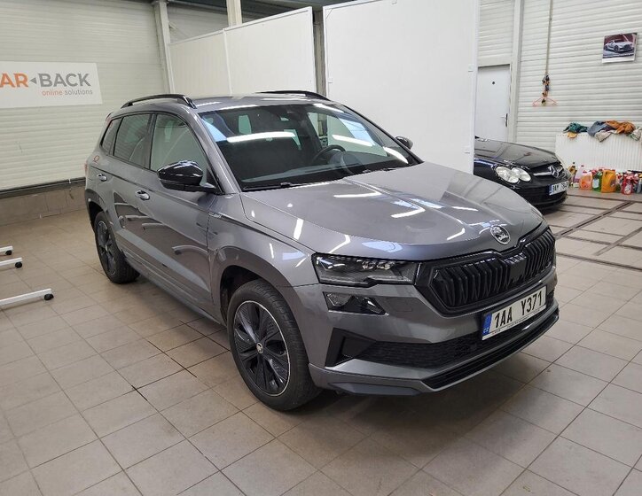 Škoda Karoq SUV 1,5 l 110 kw