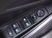 Opel Grandland X SUV / Terénní 1,6 l 147 kw