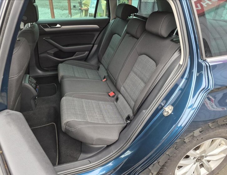 Volkswagen Passat Kombi 2,0 l 110 kw