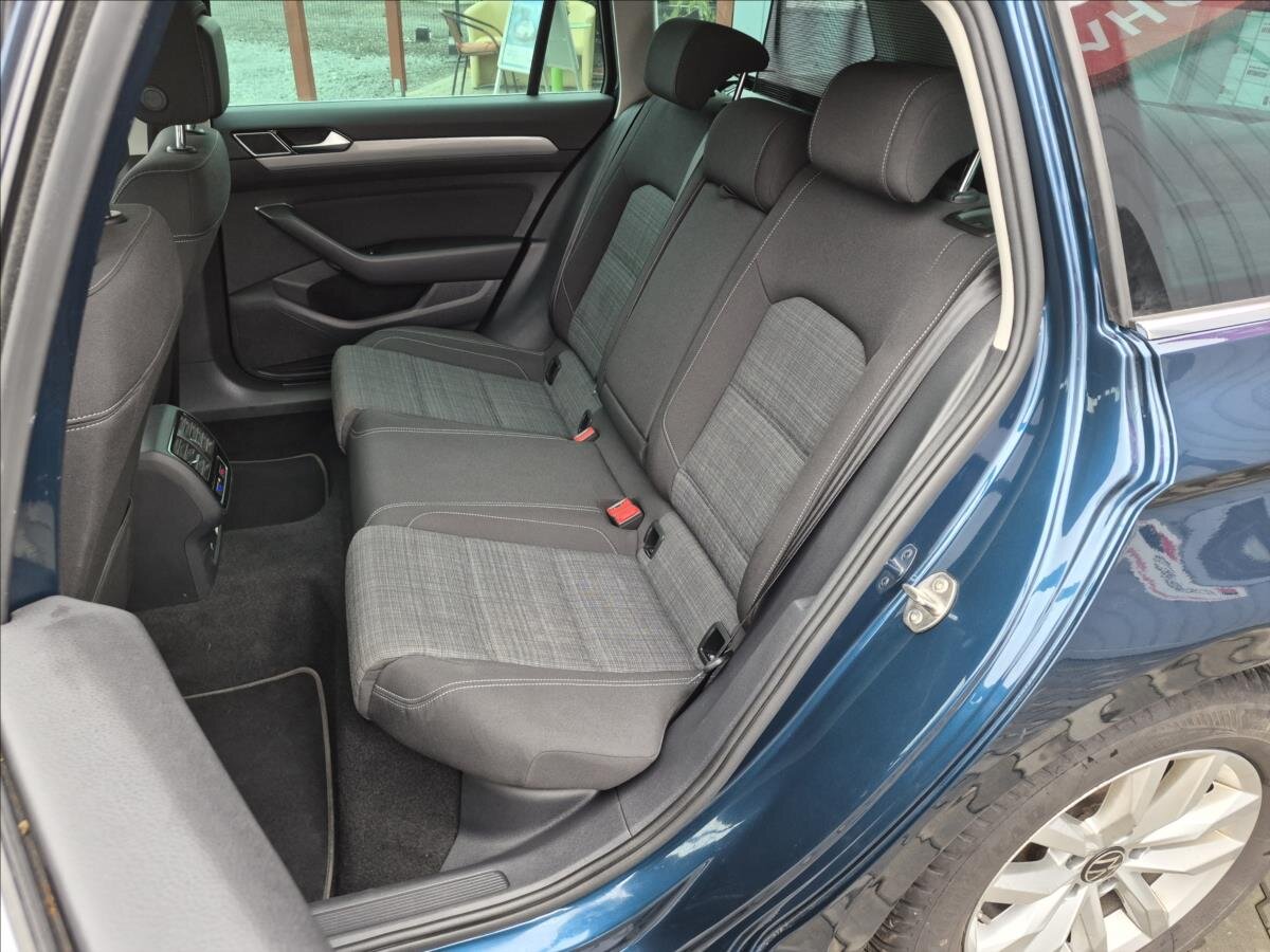 Volkswagen Passat Kombi 2,0 l 110 kw