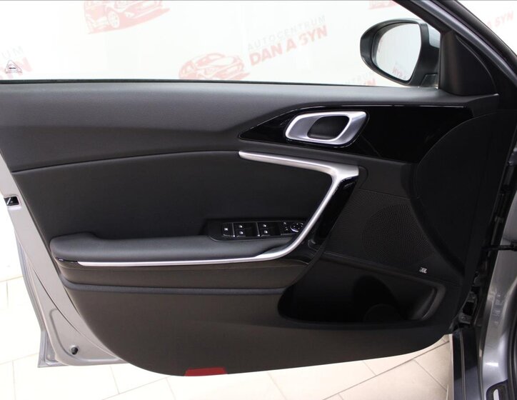 KIA ProCeed Hatchback 1,5 l 117 kw