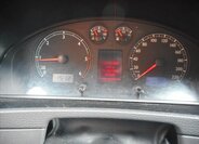 Volkswagen Multivan Kombi 2,5 l 128 kw