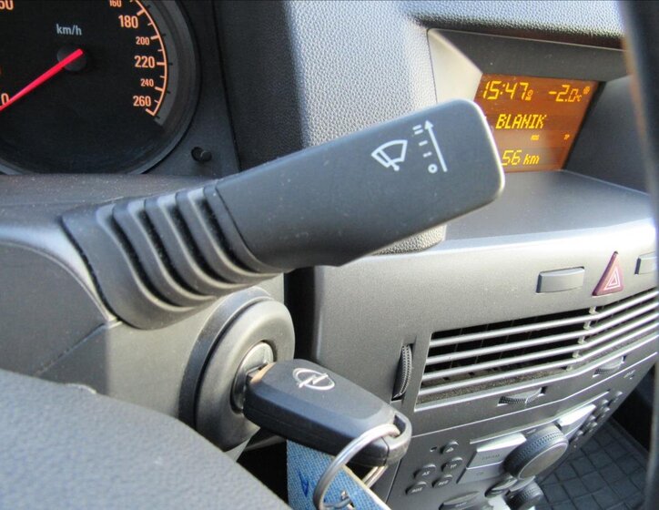 Opel Astra Hatchback 1,4 l 66 kw