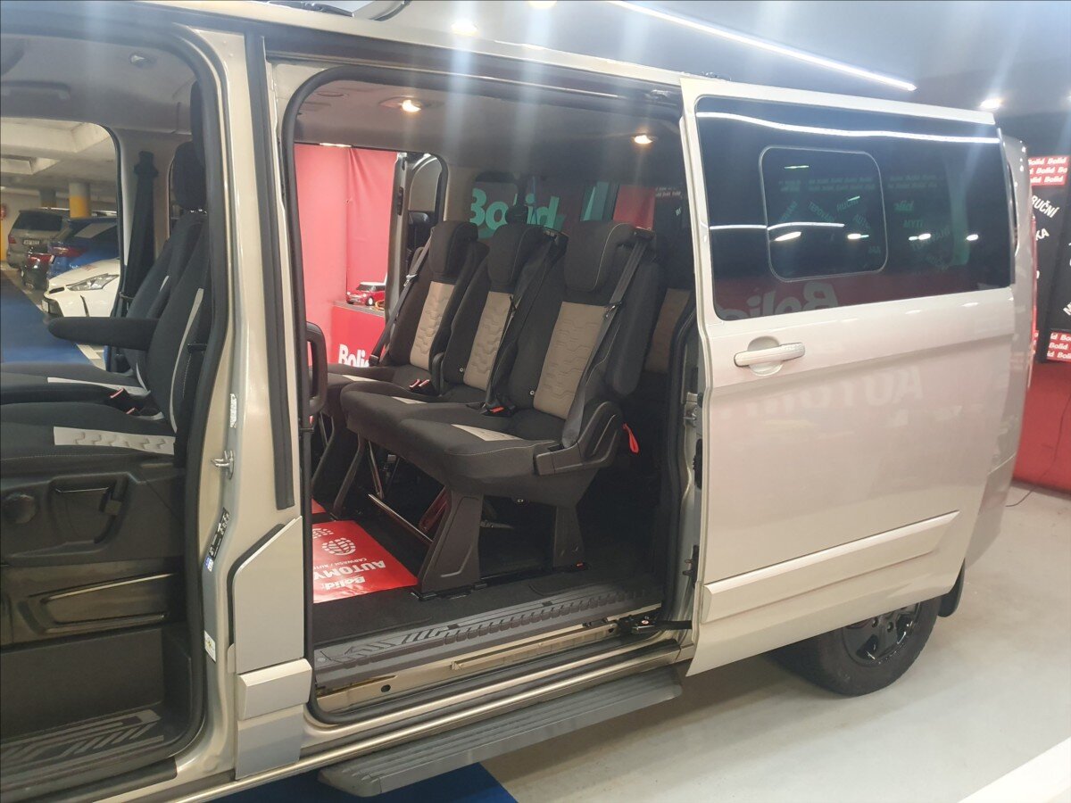Ford Tourneo Custom Kombi 2,2 l 92 kw