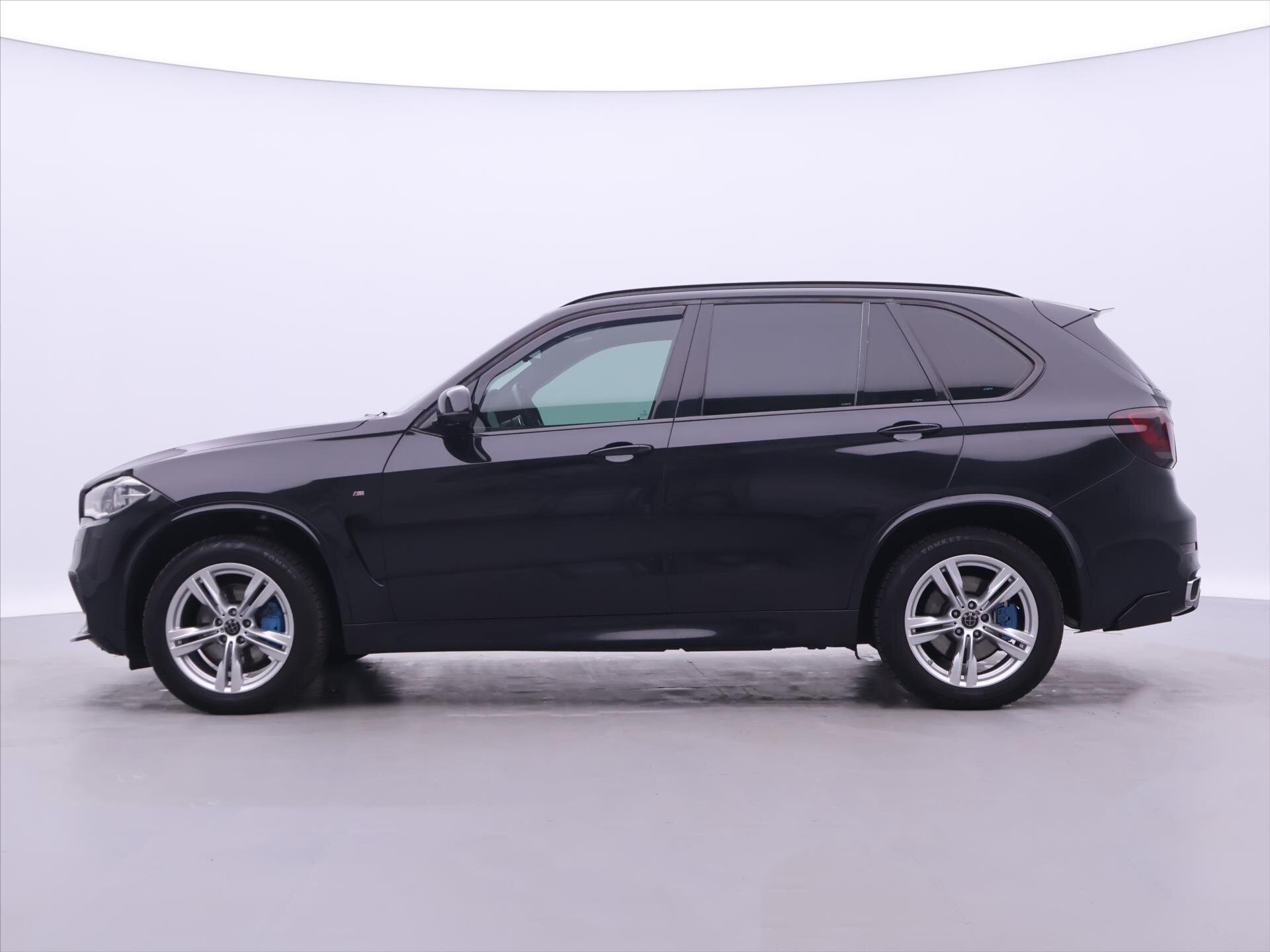 BMW X5 SUV / Terénní 3,0 l 230 kw