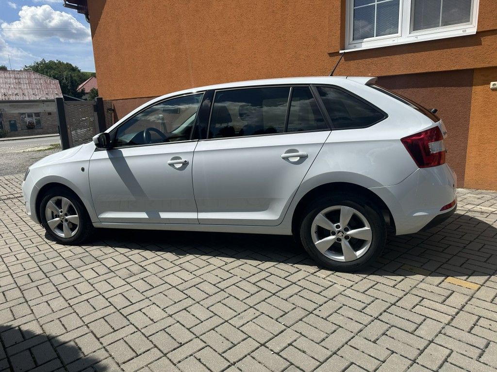 Škoda Rapid