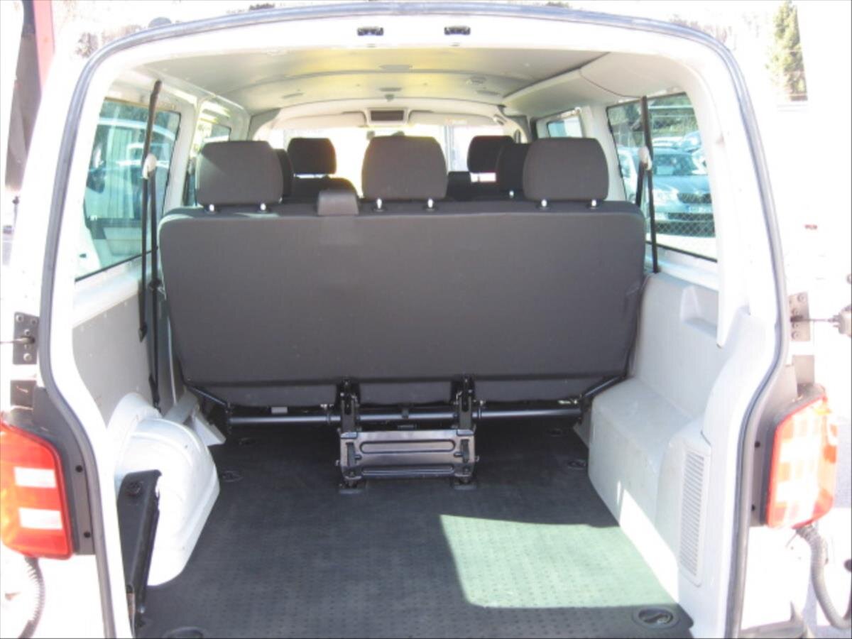 Volkswagen Transporter Kombi 2,0 l 110 kw