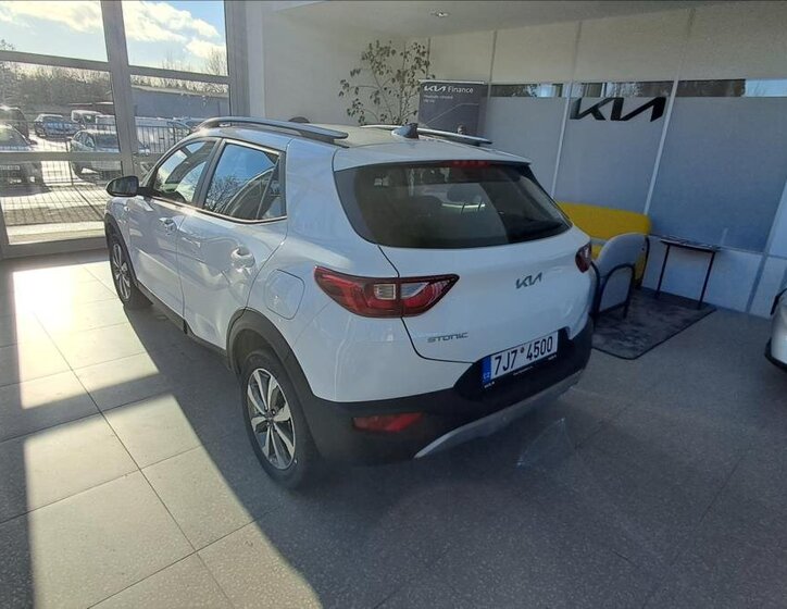 KIA Stonic Kombi 1,2 l 57 kw
