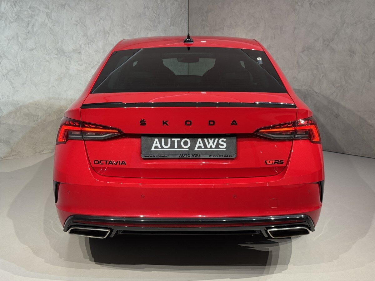 Škoda Octavia Sedan / Limuzína 2,0 l 180 kw
