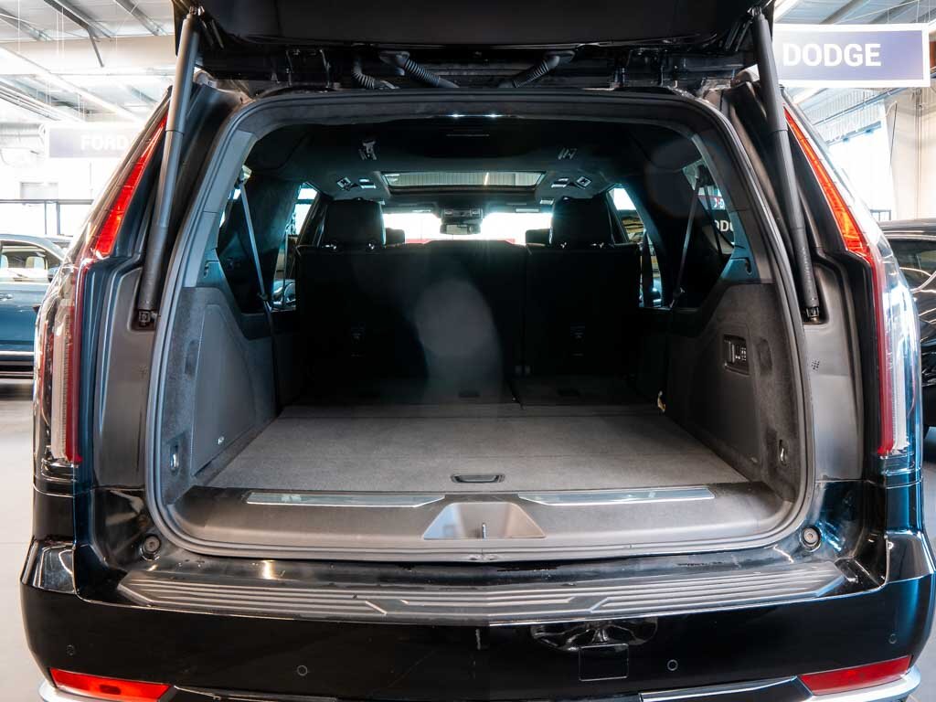 Cadillac Escalade SUV / Terénní 6,2 l 313 kw