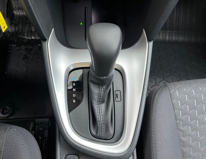 Toyota Yaris Cross 22