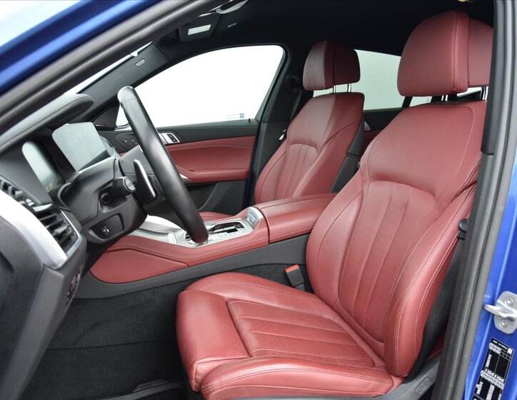 BMW X6 SUV / Terénní 4,4 l 390 kw