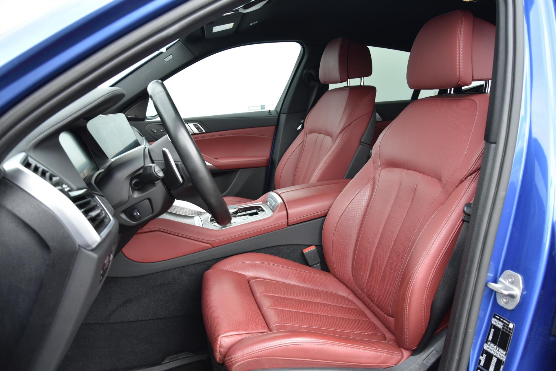BMW X6 SUV / Terénní 4,4 l 390 kw