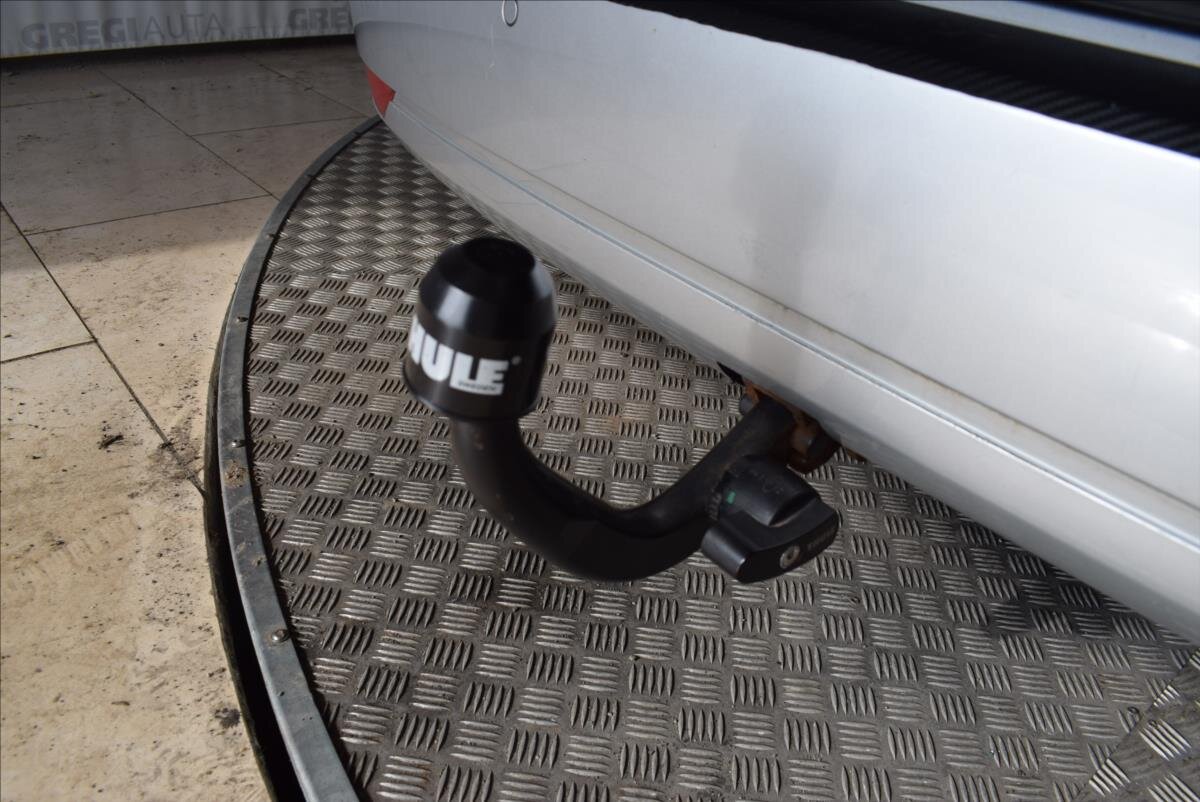 Volkswagen Touran MPV 1,4 l 103 kw