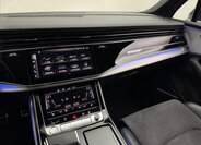 Audi Q7 SUV 3,0 l 210 kw