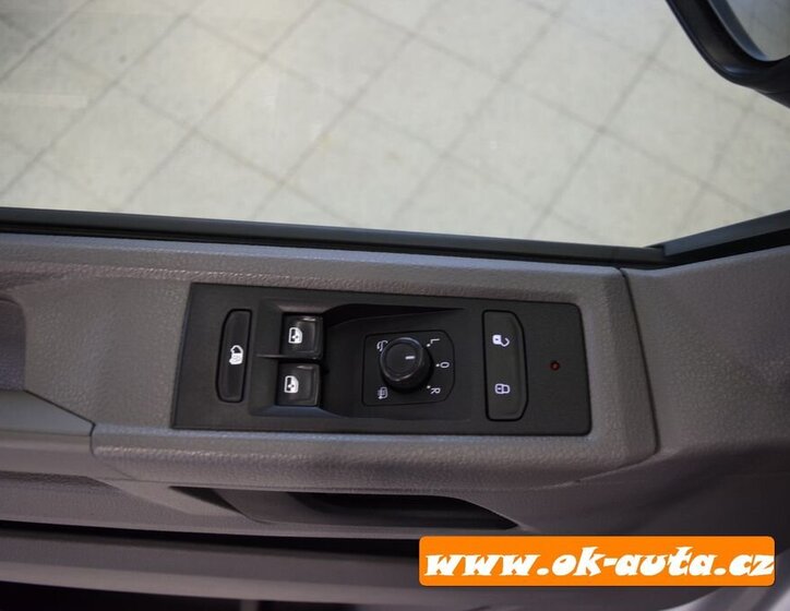 Volkswagen Transporter Skříň 0,0 110 kw