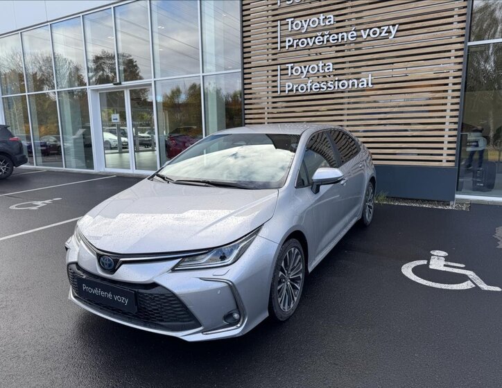 Toyota Corolla Sedan 1,8 l 72 kw