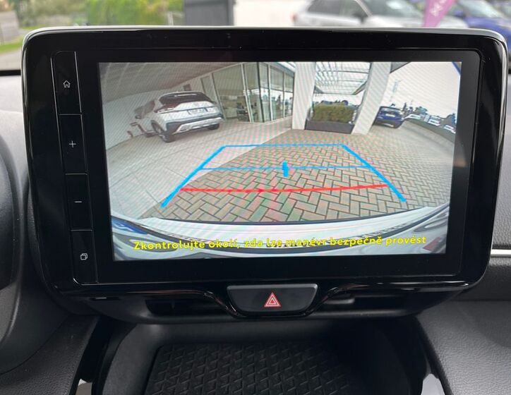 Toyota Yaris Cross 23