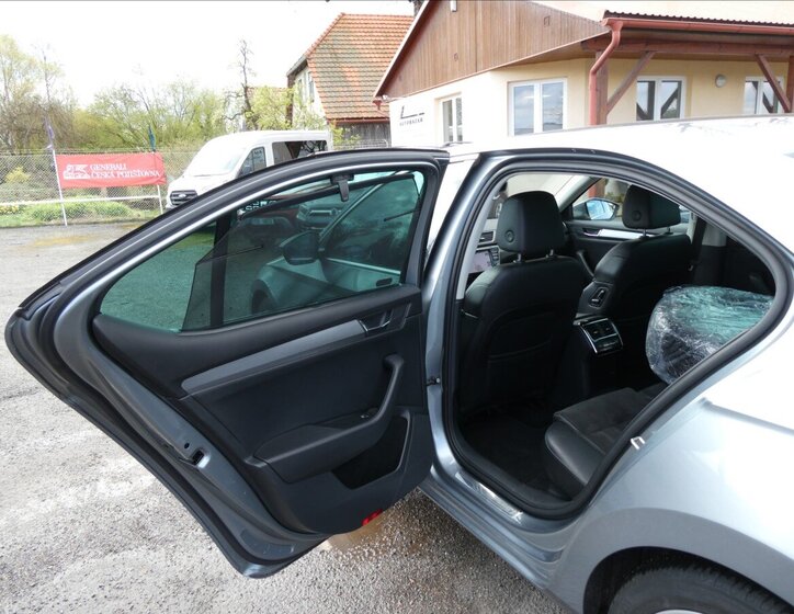 Škoda Superb Liftback 2,0 l 110 kw