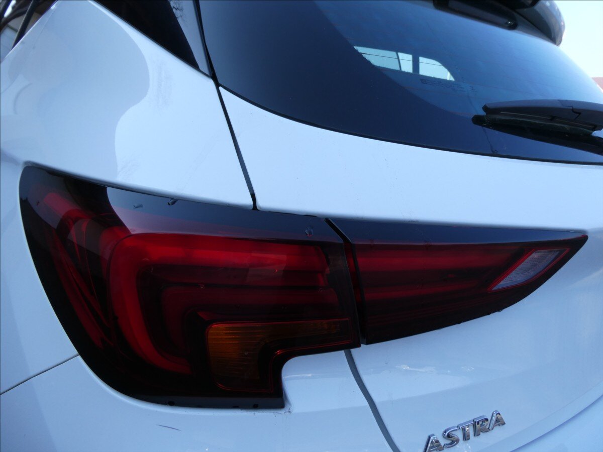 Opel Astra Hatchback 1,6 l 81 kw