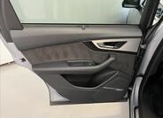 Audi Q7 29