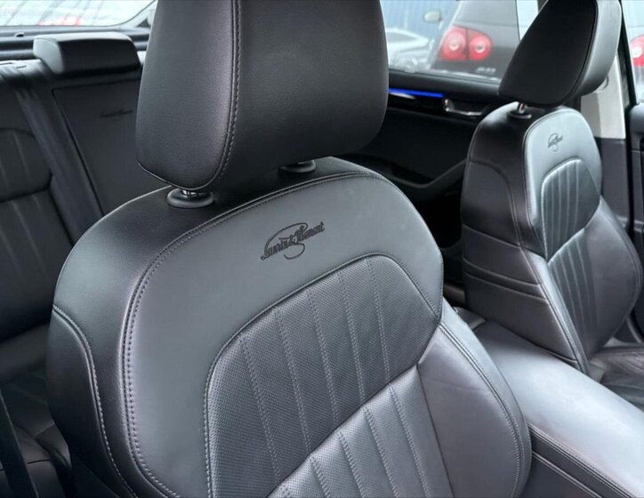 Škoda Superb 16