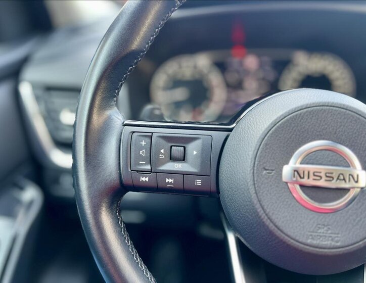 Nissan Qashqai SUV / Terénní 1,3 l 116 kw