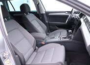 Volkswagen Passat 12